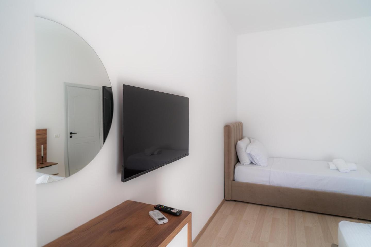 Enea Room In Center Shkodër エクステリア 写真