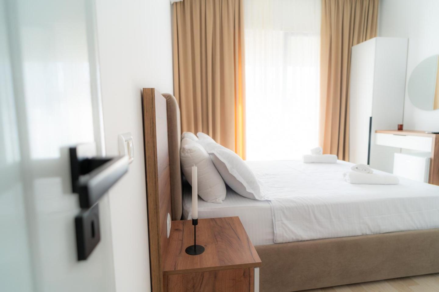 Enea Room In Center Shkodër エクステリア 写真