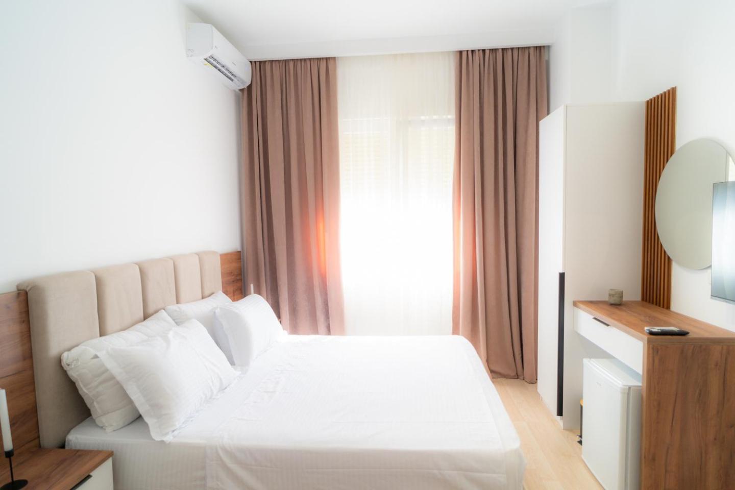 Enea Room In Center Shkodër エクステリア 写真