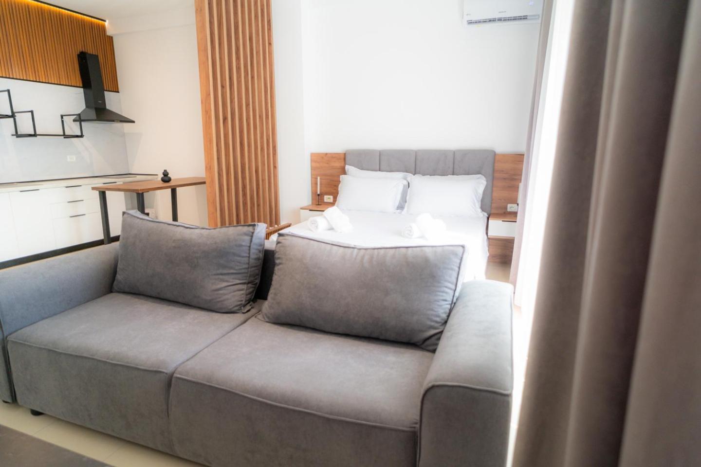 Enea Room In Center Shkodër エクステリア 写真